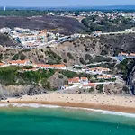 Appartement Clifftop Nest Arrifana By Lisbeyond *